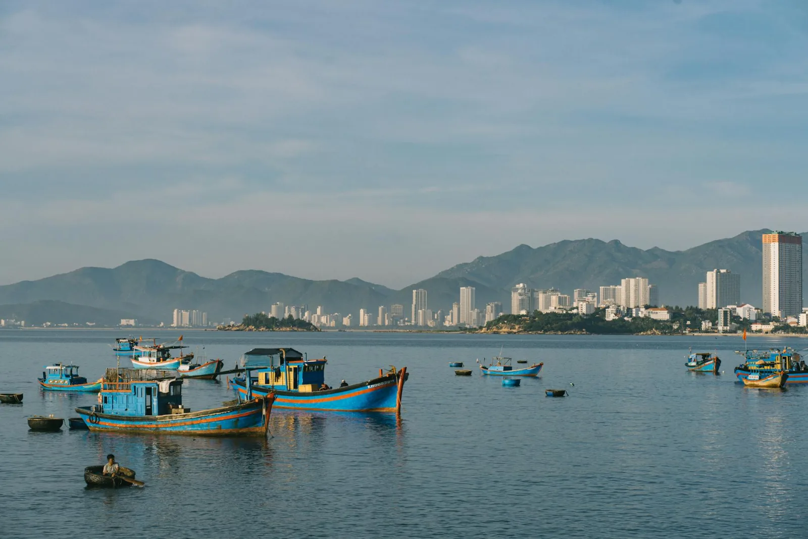 Baie de Nha Trang et archipel d'îles turquoise, Vietnam